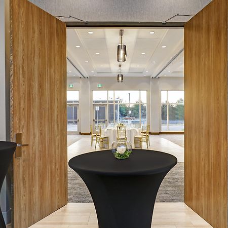 Holiday Inn Express - Kingston West By Ihg Extérieur photo