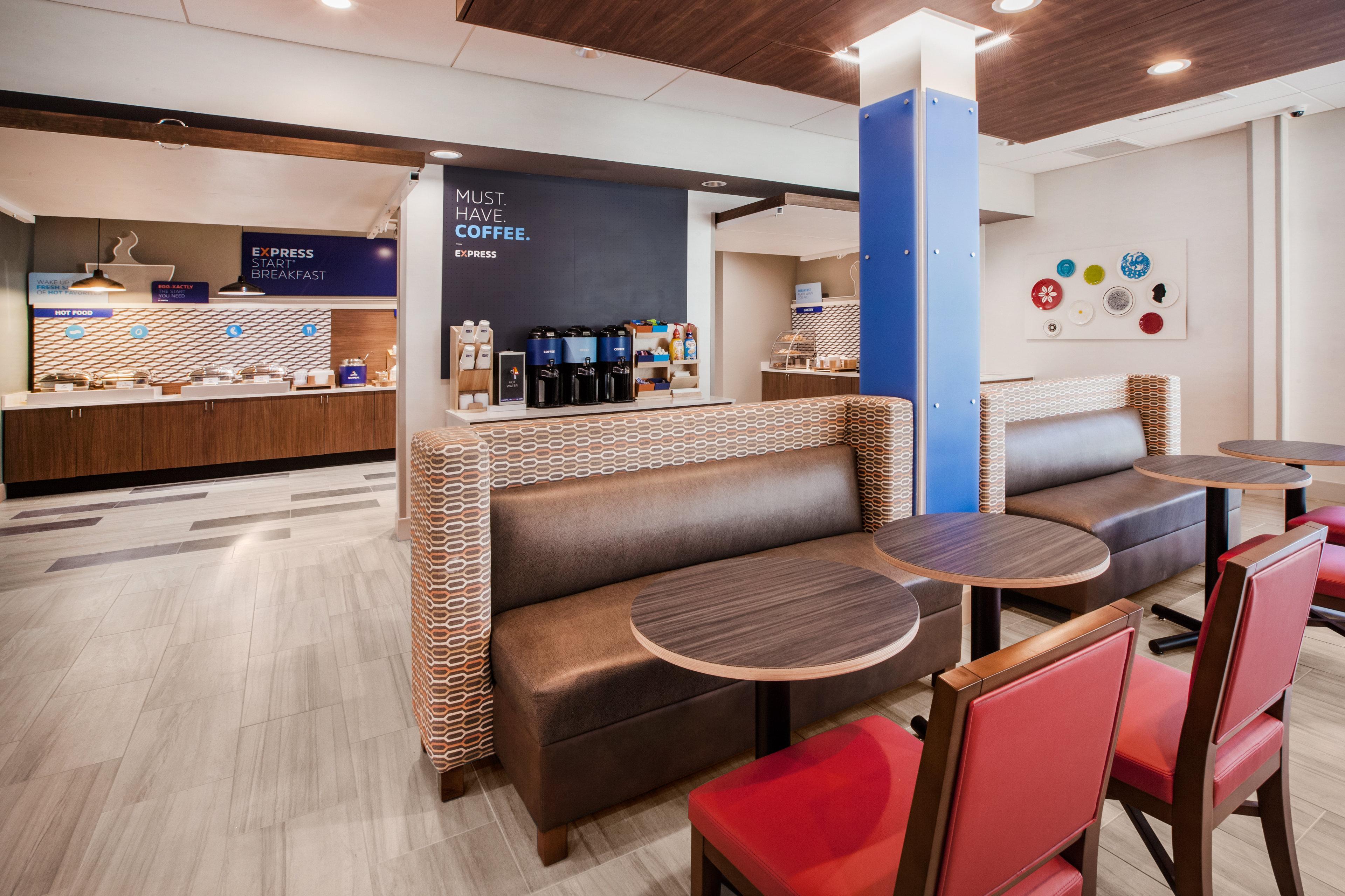 Holiday Inn Express - Kingston West By Ihg Extérieur photo