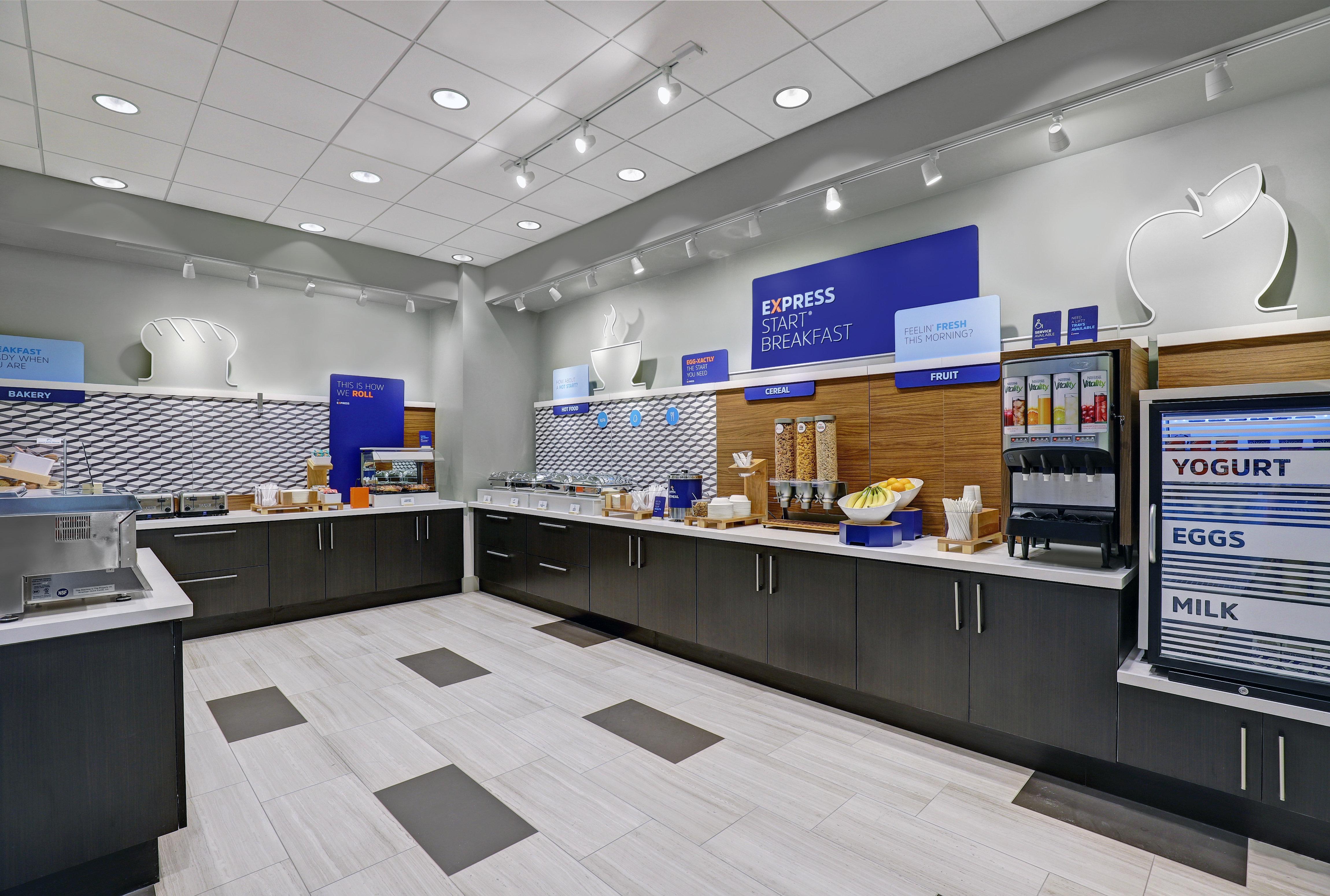 Holiday Inn Express - Kingston West By Ihg Extérieur photo