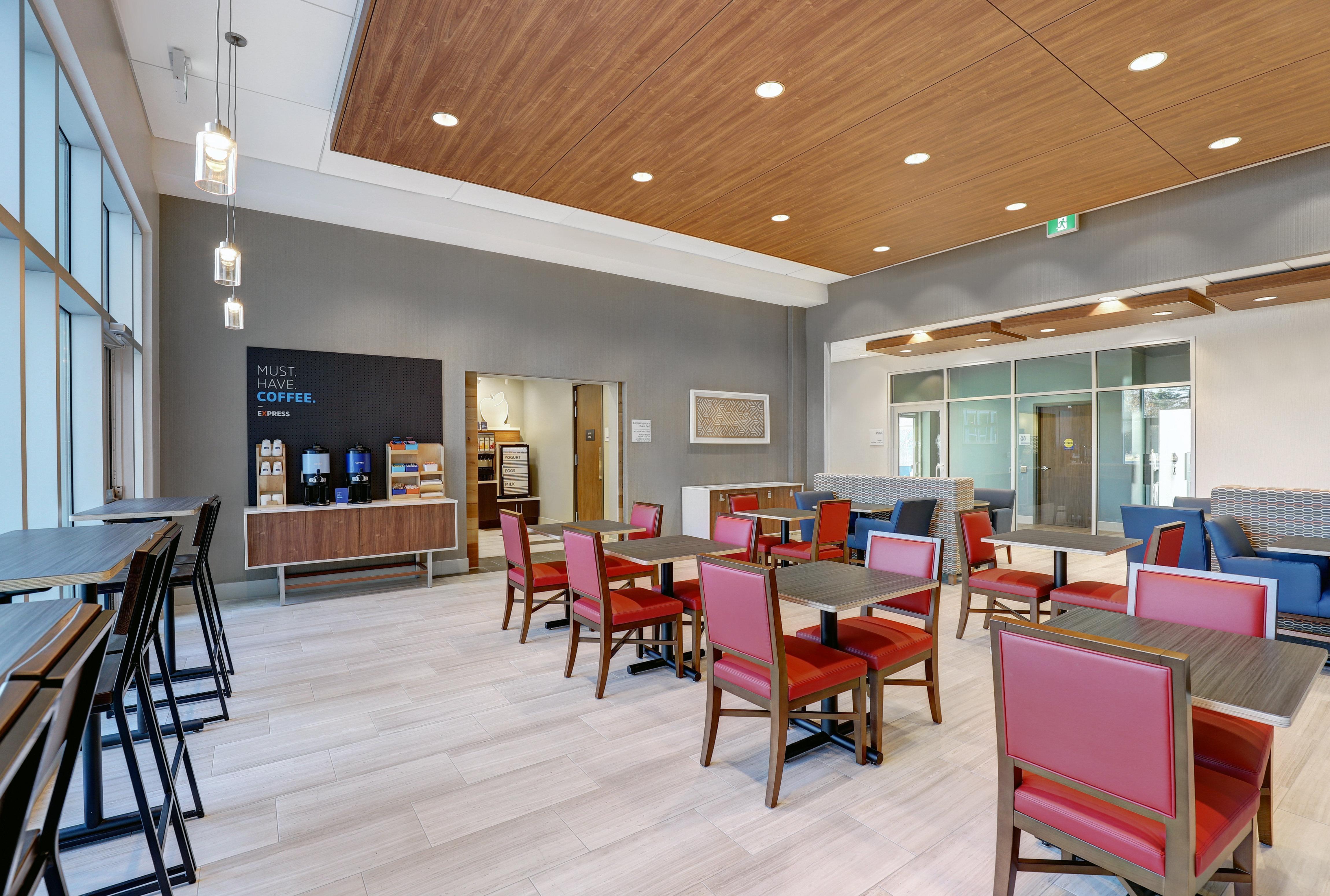 Holiday Inn Express - Kingston West By Ihg Extérieur photo