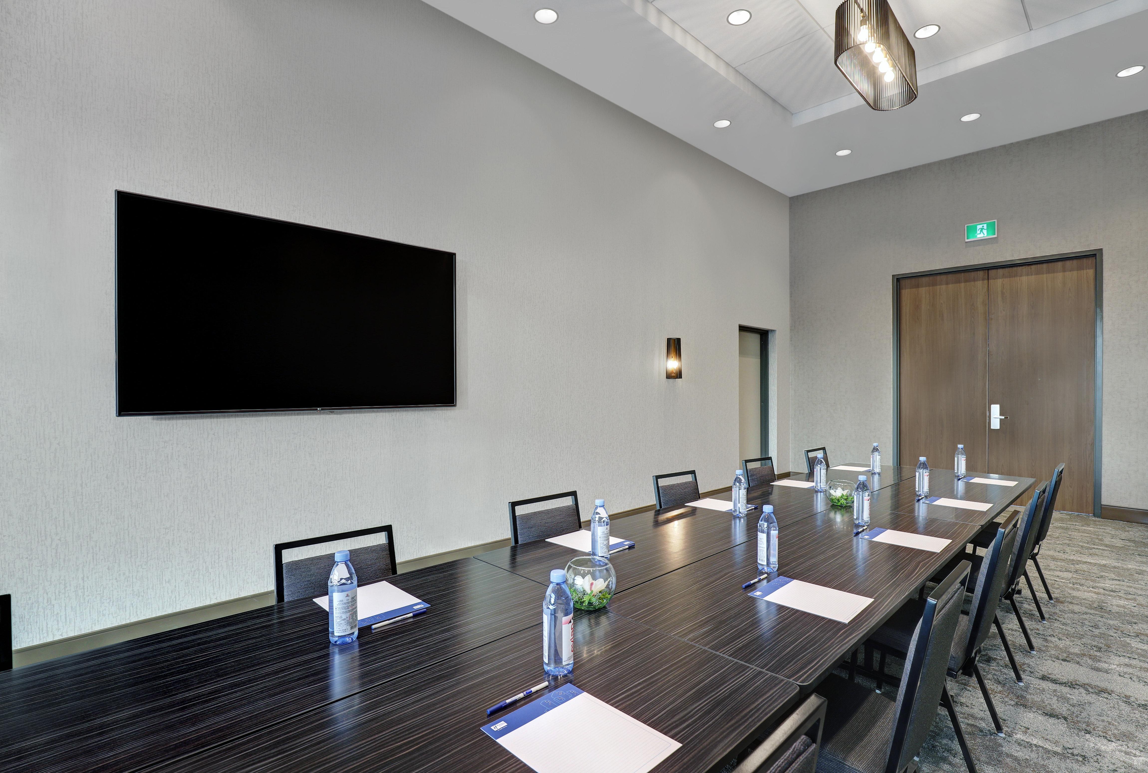 Holiday Inn Express - Kingston West By Ihg Extérieur photo