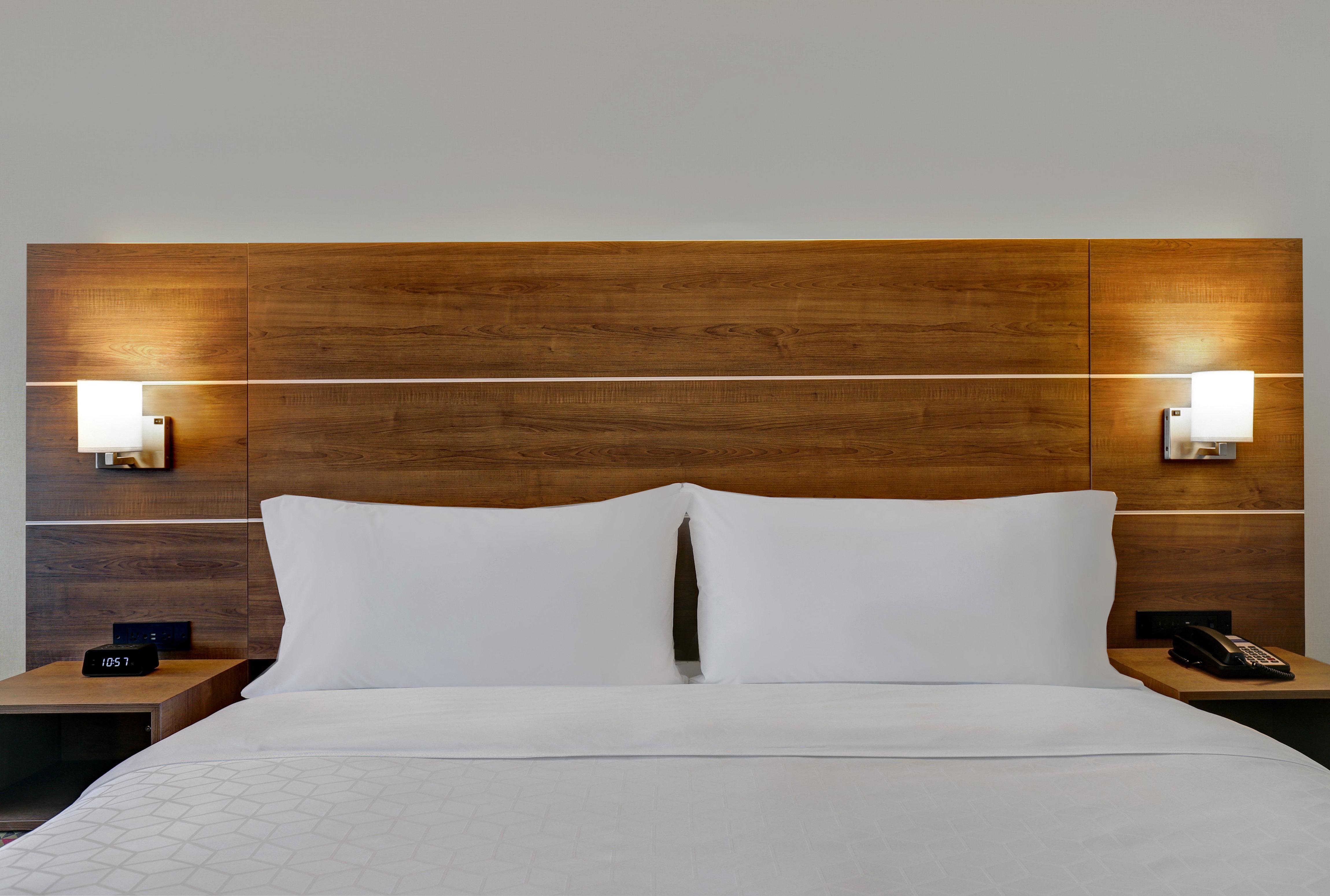 Holiday Inn Express - Kingston West By Ihg Extérieur photo